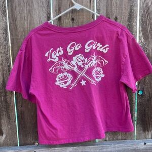 Crop top XL women’s country Let's Go Girls Pink Graphic Tee